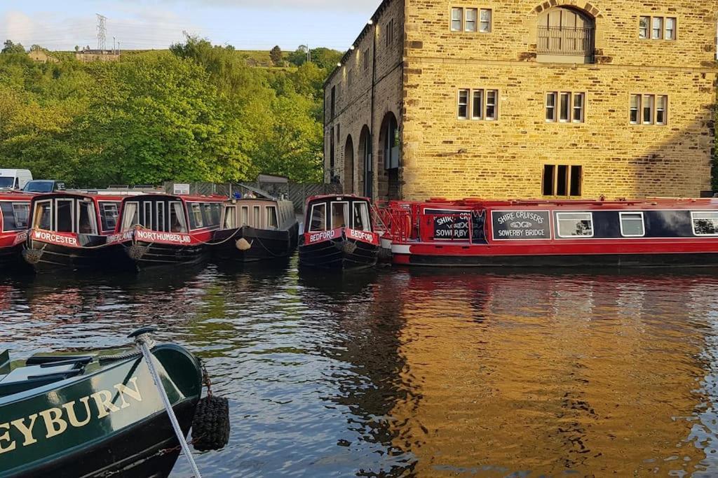 Bowie'S Abode Sowerby Bridge Εξωτερικό φωτογραφία